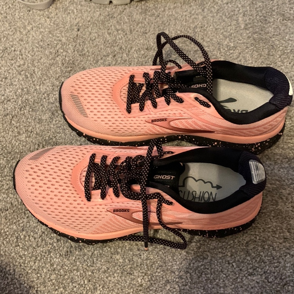 Brooks Ghost Tennis shoes